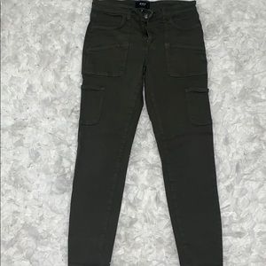 Green Jeggings with side pockets